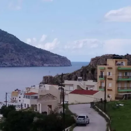 Grandmas Lägenhet Karpathos